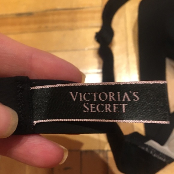Victoria secret bras​​​​​​​​ - Picture 4 of 9
